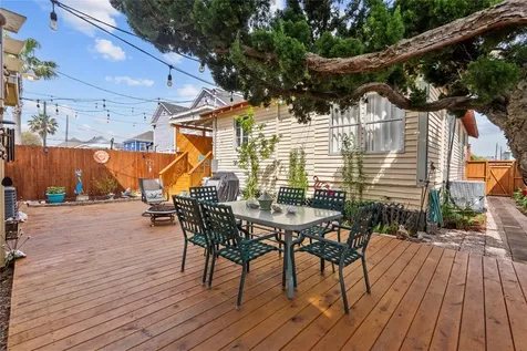 1725 Avenue O Rear Galveston TX 77550