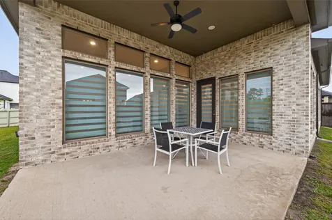 10383 Bayou Oaks Drive Conroe TX 77385