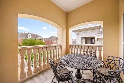39 Olmstead Row The Woodlands TX 77380