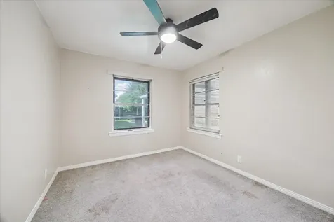 5618 Sweetbriar Street Houston TX 77017