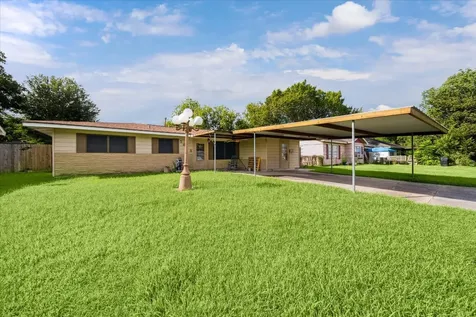 5618 Sweetbriar Street Houston TX 77017