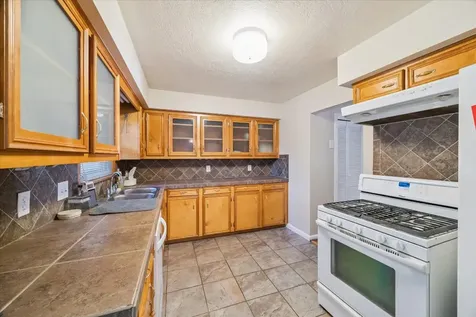 5618 Sweetbriar Street Houston TX 77017