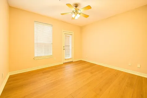 2423 Ralph Street Houston TX 77006