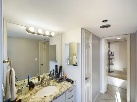 3525 Sage Road 403 Houston TX 77056