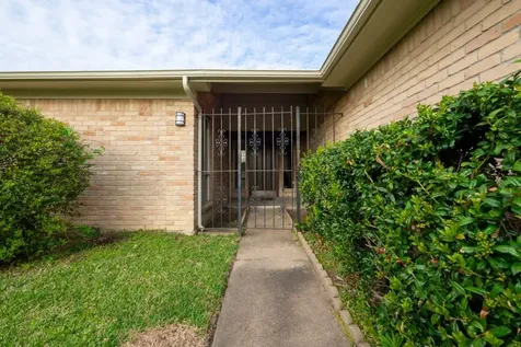 7310 Westbranch Drive Houston TX 77072