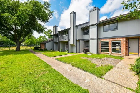 5809 Village Forest Court Houston TX 77092