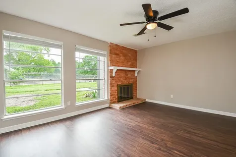 5809 Village Forest Court Houston TX 77092