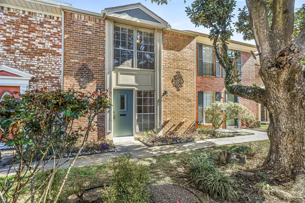 4410 T C Jester Boulevard 13 Houston TX 77018