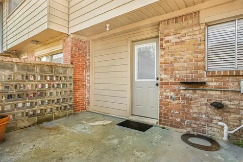 4410 T C Jester Boulevard 13 Houston TX 77018