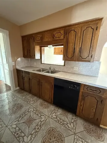 406 Gardenia Street Lake Jackson TX 77566