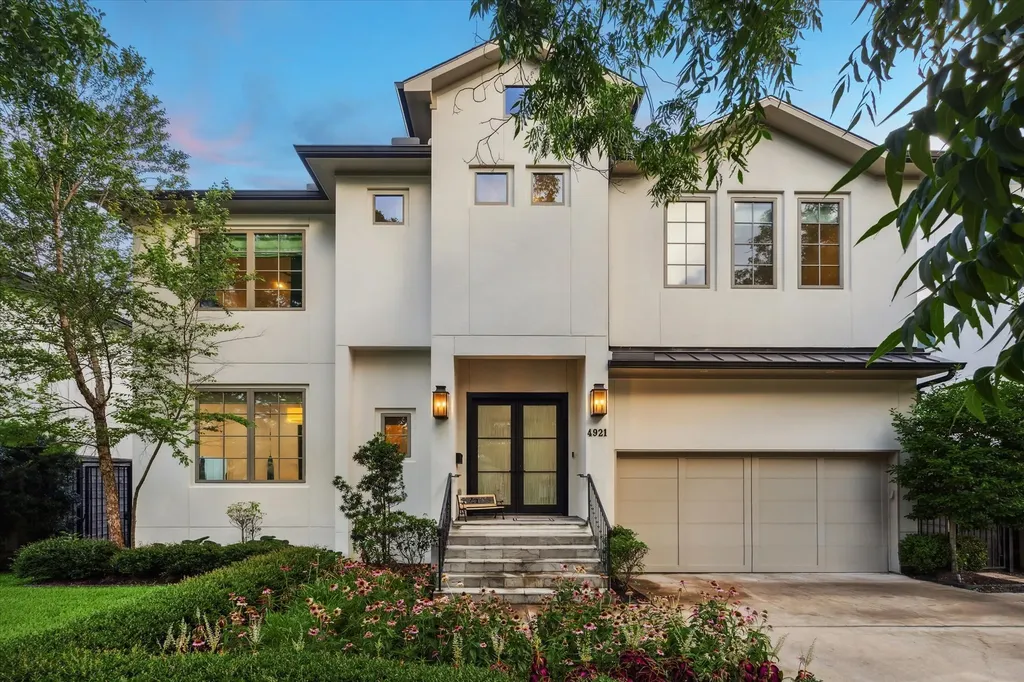 4921 Holly Street Bellaire TX 77401