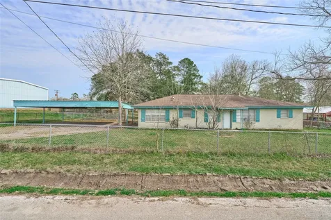 203 Paul Knox Street Huntsville TX 77320