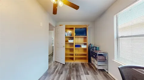7106 Bayou Crest Drive Houston TX 77088