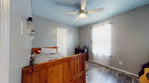 7106 Bayou Crest Drive Houston TX 77088