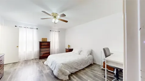 7106 Bayou Crest Drive Houston TX 77088