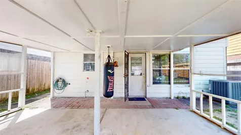 7106 Bayou Crest Drive Houston TX 77088