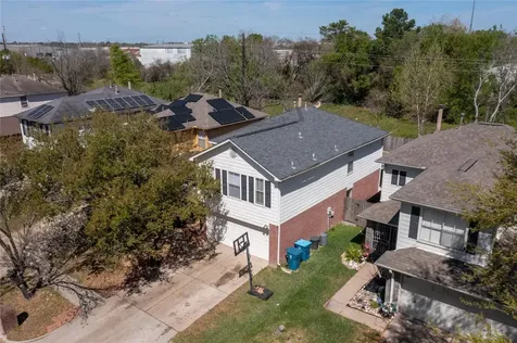 7106 Bayou Crest Drive Houston TX 77088