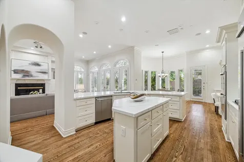 38 Scotsmoor Court Sugar Land TX 77479
