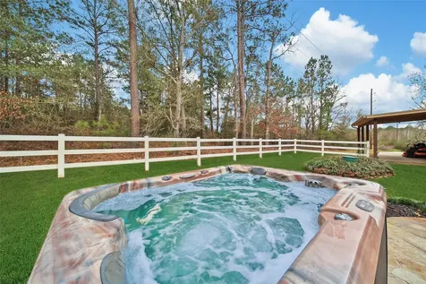 20011 Hilltop Ranch Drive Montgomery TX 77316