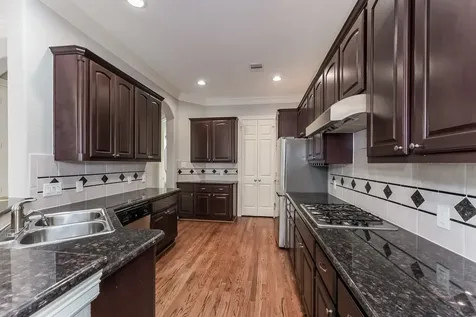 3215 Holly Thicket Drive Houston TX 77042