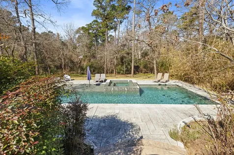 106 Oak Hollow Boulevard Hockley TX 77447