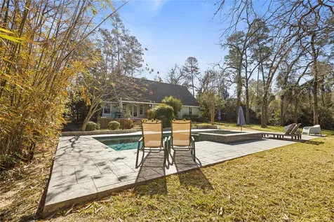 106 Oak Hollow Boulevard Hockley TX 77447