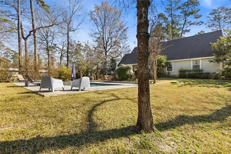 106 Oak Hollow Boulevard Hockley TX 77447