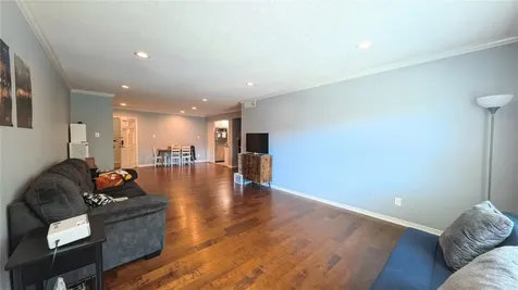 2700 Bellefontaine Street A25 Houston TX 77025