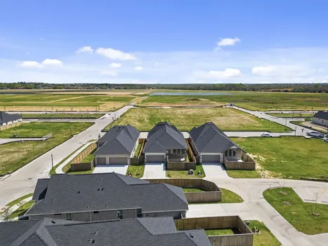 12015 Canal View Boulevard Mont Belvieu TX 77523