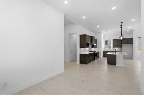 12015 Canal View Boulevard Mont Belvieu TX 77523