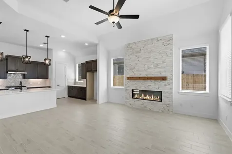 12015 Canal View Boulevard Mont Belvieu TX 77523