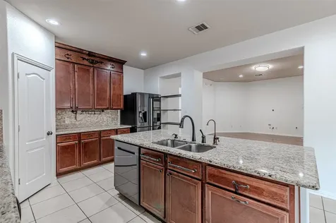 18510 N Settlers Shore Drive Cypress TX 77433