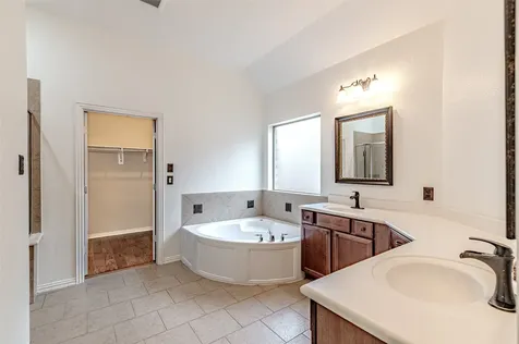 18510 N Settlers Shore Drive Cypress TX 77433