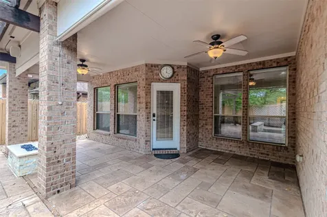 18510 N Settlers Shore Drive Cypress TX 77433