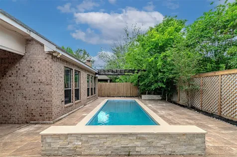 18510 N Settlers Shore Drive Cypress TX 77433