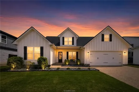 4828 Pearl River Court College Station TX 77845