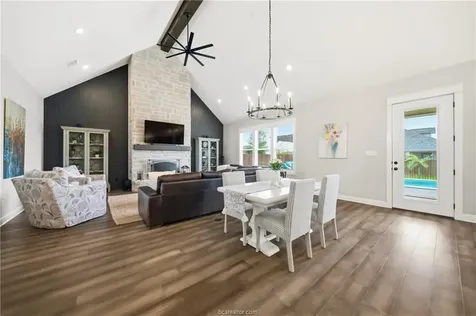 4828 Pearl River Court College Station TX 77845