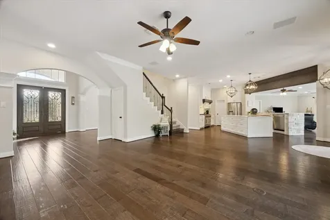 2904 Bridle Path Lane Friendswood TX 77546