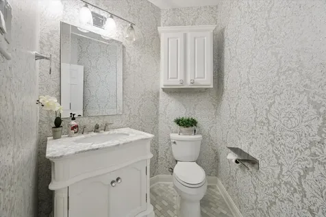 2904 Bridle Path Lane Friendswood TX 77546