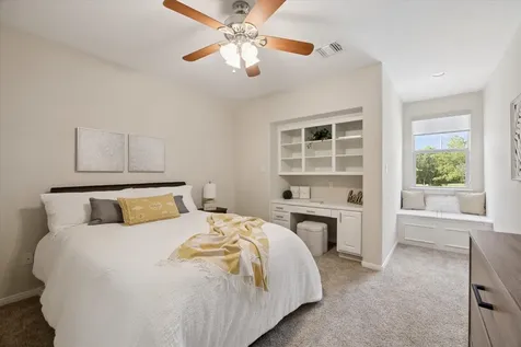 2904 Bridle Path Lane Friendswood TX 77546