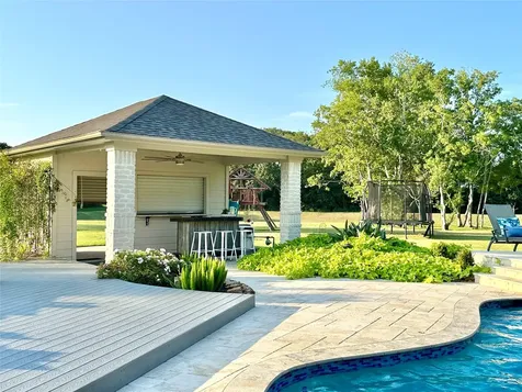 2904 Bridle Path Lane Friendswood TX 77546