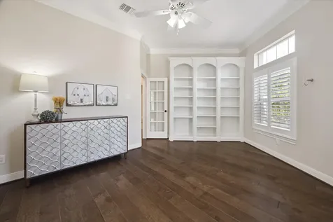 2904 Bridle Path Lane Friendswood TX 77546