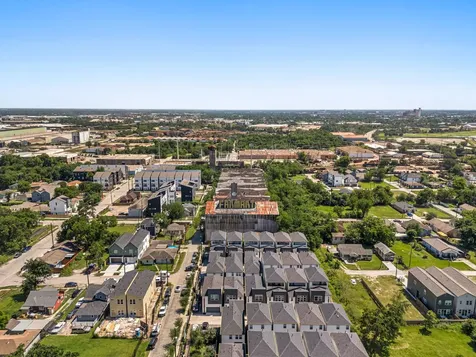 725 N Emile Street Houston TX 77020