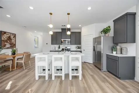 965 Mansfield Street Houston TX 77091
