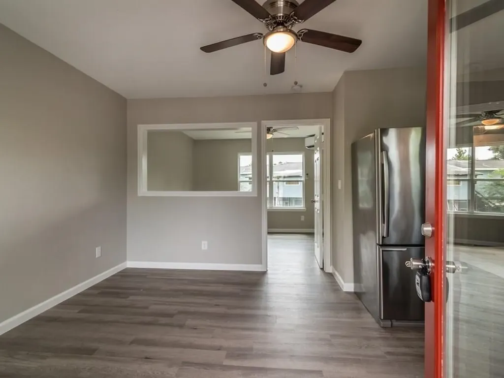 1819 Cove Park Drive 6 League City TX 77573