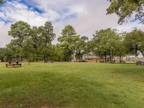 1819 Cove Park Drive 6 League City TX 77573