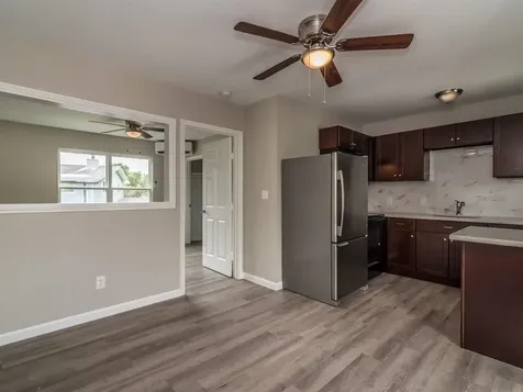 1819 Cove Park Drive 6 League City TX 77573