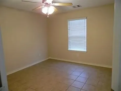 204 W Worsham Street 1 Willis TX 77378