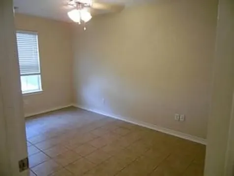 204 W Worsham Street 1 Willis TX 77378