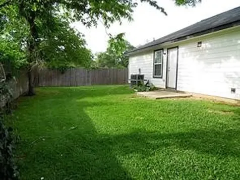 204 W Worsham Street 1 Willis TX 77378
